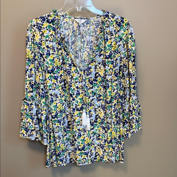 crown & ivy Tops - Crown & Ivy 2X Navy Yellow Green Floral Tassel V-Neck Bell Tiered Sleeve Blouse